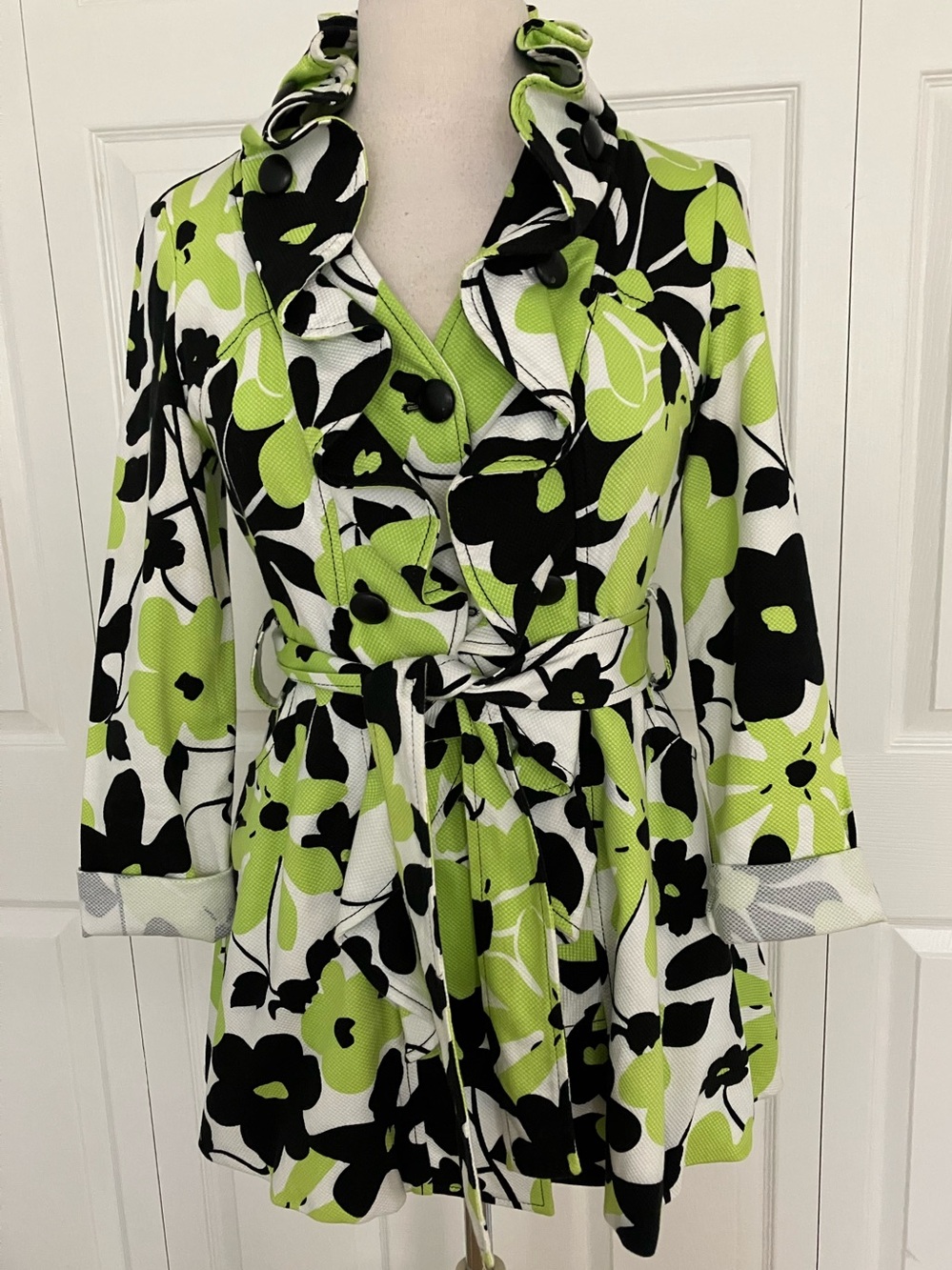Joseph Ribkoff Lime Floral Belted Ruffle Dress Coat Size 4